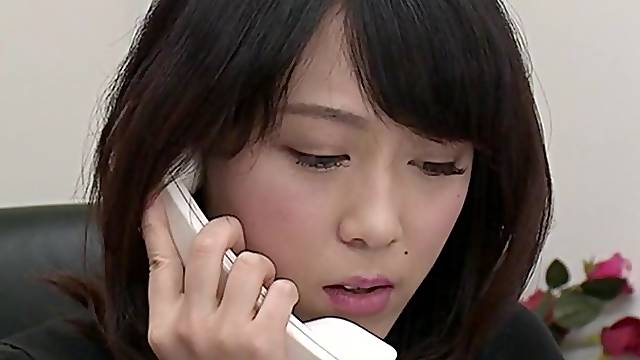 Nijikawa Sora indulges guy's foot fetish and love of oral in the office