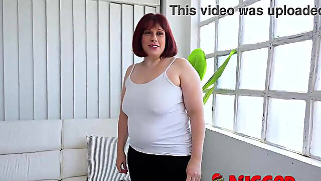 5 GIANT COCKS for amateur mommy Lucia Bianco!