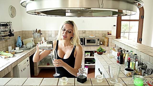Erotic dicking in the bedroom with a busty blonde wife - HD