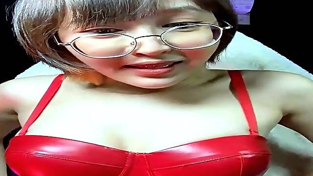 Amateur asian teen licks ass and sucks cock