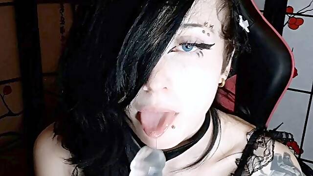 Sexy teen ebony solo toy masturbation