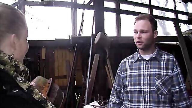 Junoesque chippys big cock sex