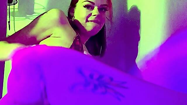 Close up amateur masturbating solo