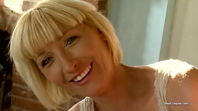 Flaca Aficionada, A Espaldas De Su Esposa, Entrevista Parejas