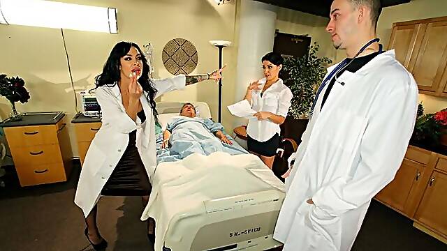 Brazzers Exxtra featuring Angelina Valentines blowjob smut