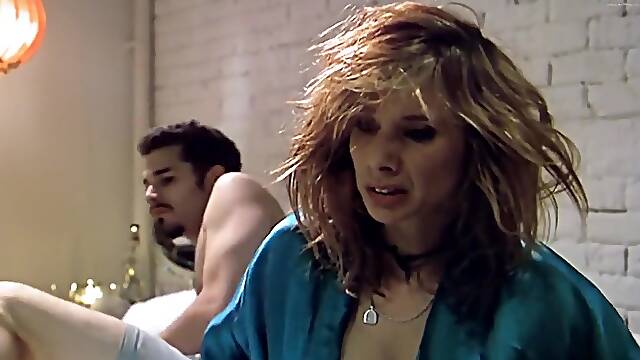 Angelina Jolie, Rosanna Arquette - Hells Kitchen (1998)