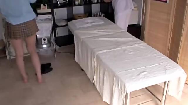 Free spycam sex massage video with one lustful asian bitch