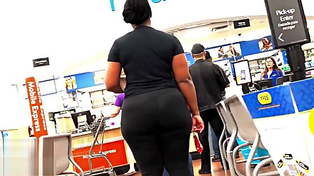 Candid Ass in Leggings Part 2