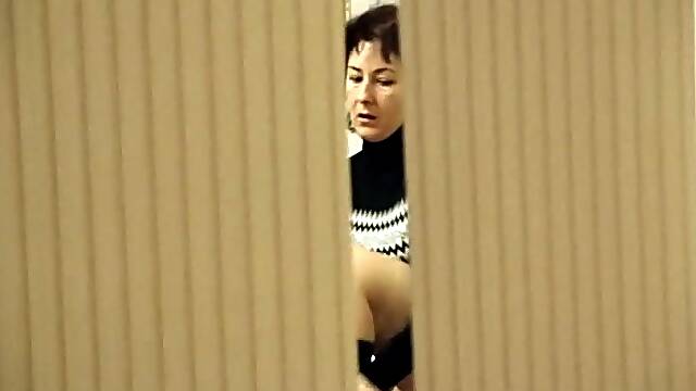 Brunette white stranger milf got her pussy filmed in the office of a gynecologist