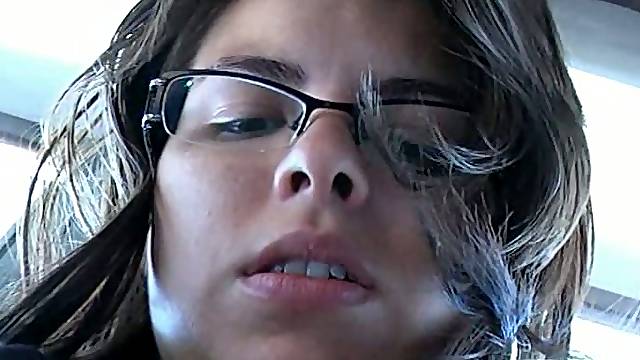 Charming Czech cutie Zuzinka gives fantastic blowjob