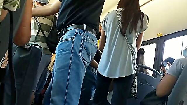 Sexe En Bus, Masturbation Dans Un Bus, Jizzbunker Exterieur