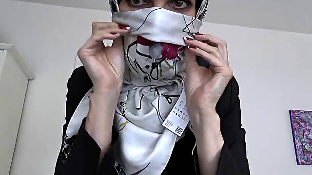 Cloth Mask and Headscarf Styling
