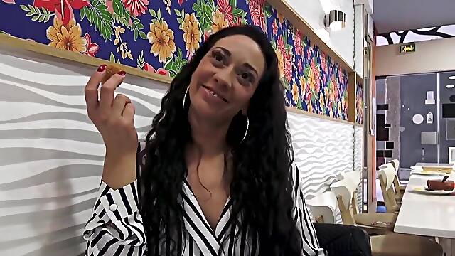 Hot Arab Milf Juliana First Porn Video