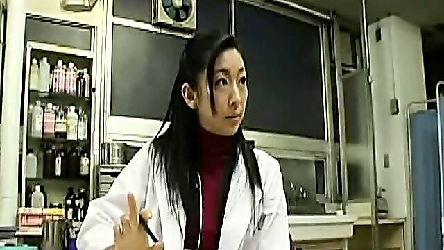 Subtitled CFNM Japanese milf doctor penis inspection