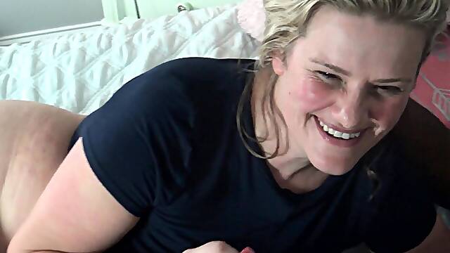MILF takes huge cock black from behind in swinger 3some