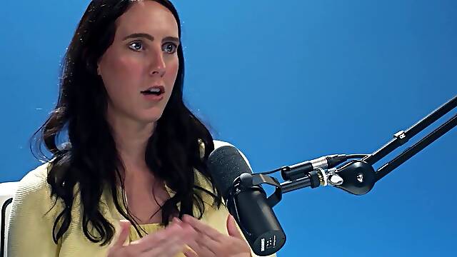 Cadence Luxs solo play for Playboys hot babe - MILF tits and passion!