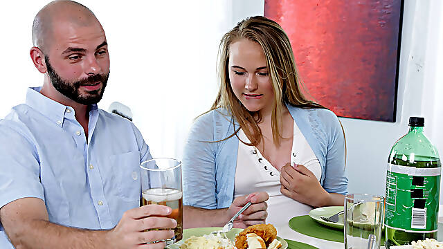 Teen Alyssa Cole gets steamy with her dad's best buddy