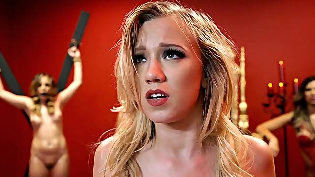 Brunette Milf Sparks Fiery Passion in a Wet Gym Encounter