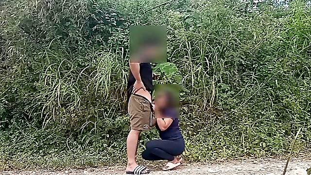 Filipino couple gets wild in public