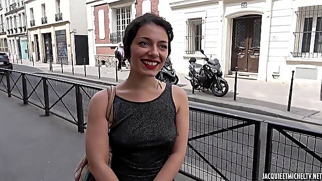 Amateur Francesas Anal, Morenas Bajitas, Morena De Pelo Corto
