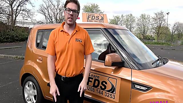 Taxi Poilues, Baiser Voiture