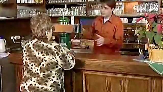 Big Oma fuck in bar