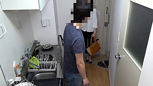 Femme De Ménage Éjaculation Interne, Aide Menagere Japonaise, Tante Poilue Creampie
