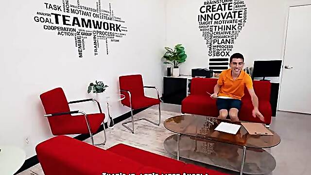 Big Tits Milf Gets A Spanish Facial - Angela White