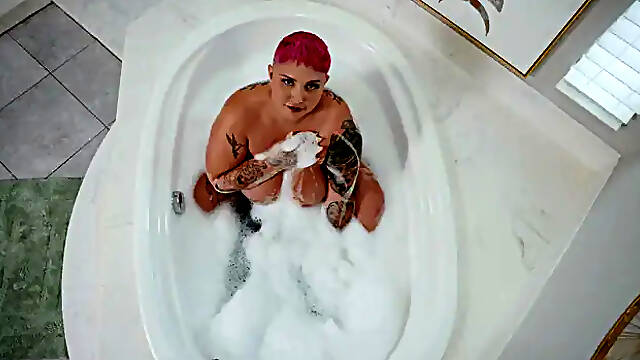 Brazzers: Stone-cold Stroker: Hubby Cant Resist