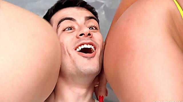Lucky Jordi El Nino Polla enjoys two big butts