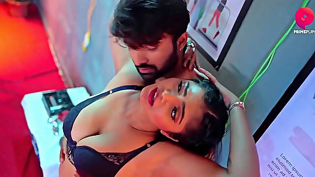 Perverted Indian MILF whore emotional porn clip