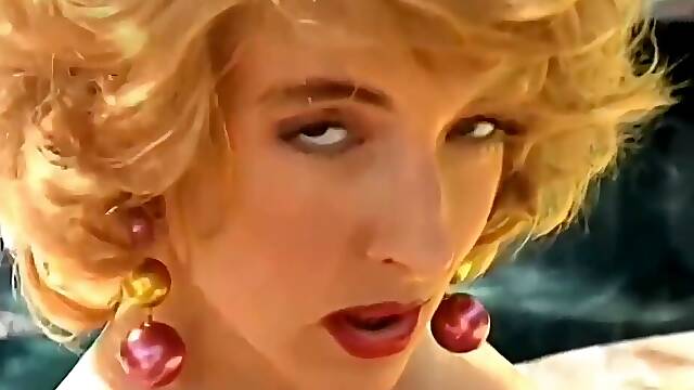 Danni Ashe horny MILF retro porn