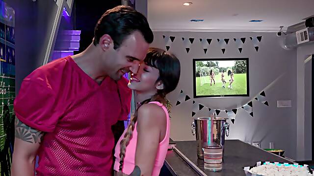 Tattooed dude finally gets to bang Kitty Carrera while she moans