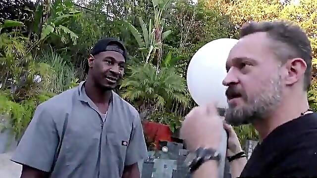 Cuckold Hubby Asks Ebony Worker To Screw Wife