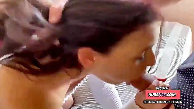 ICH HABE HARTE KLEINE TITTEN GEFICKT