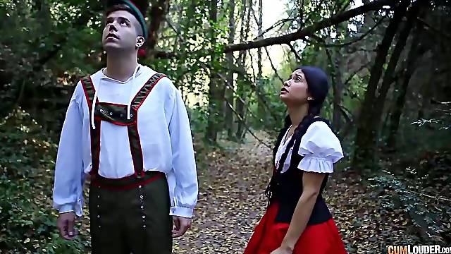 Hansel gets banged by the unsightly witch