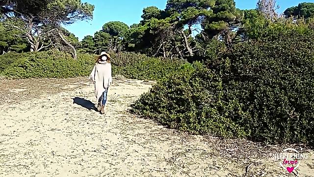 Nippleringlover walking topless on public beach - flashing tiny titties biggest pierced nipps chain