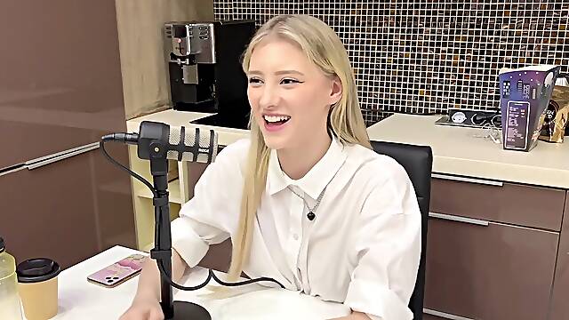 Melody Marks on chinese pornography - JAV