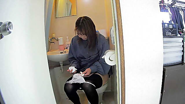 TOILET Japanese MILF