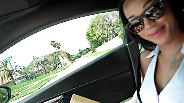 Harley Dean is a Gold Digger &amp; a Cock Lover