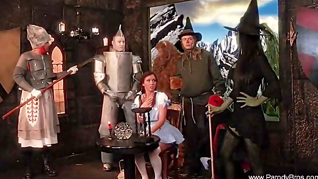 The Wizard Of Oz Parody Gets Kinky Enjoyment To Feel 