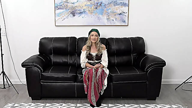 Cali Hot MILF Interviews for Job but Eats Cum Instead