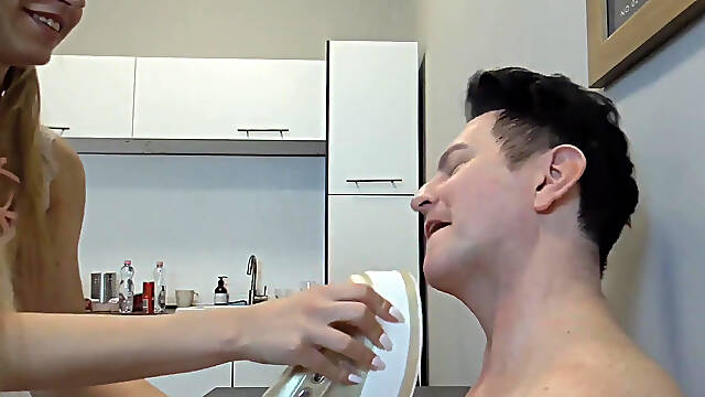 Sneaker Sniffing Mask Milking!