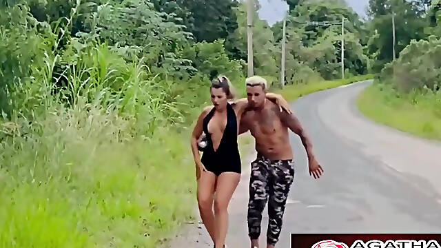 Agatha Mama in I Was Caught in the Middle of the Woods with Novinho