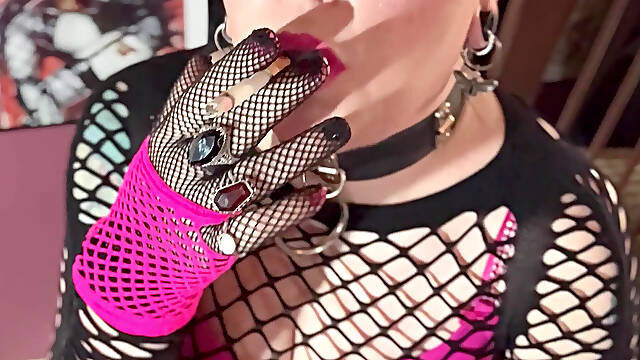 A Stunner In Pink, Tina Snua Smokes A Cork Cigarette With OMI, OME, Snap Inhales &amp; Drifting Smoke