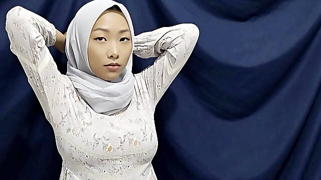 Hijab women teasing and masturbating