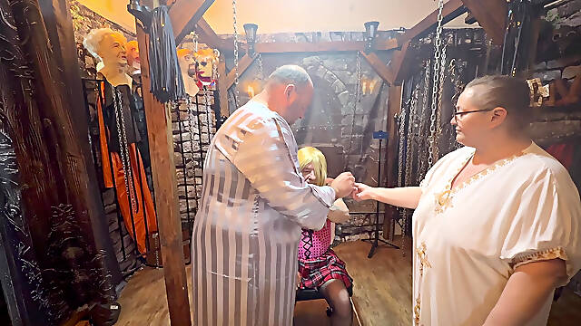 Part 2:- Domina Satan and Lanista Bear collars their slutty whore and give them a good belt
