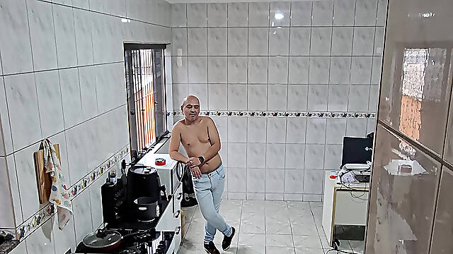 The maid agreed to get naked and receive an ejaculation on her face.