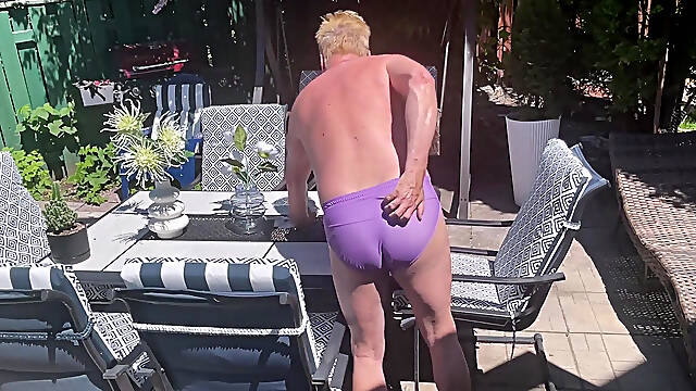 Heating the Balls