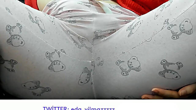 MASTURBATION IN PAJAMAS- PUSSY CARESSING IN PAJAMAS- TURKISH PORN